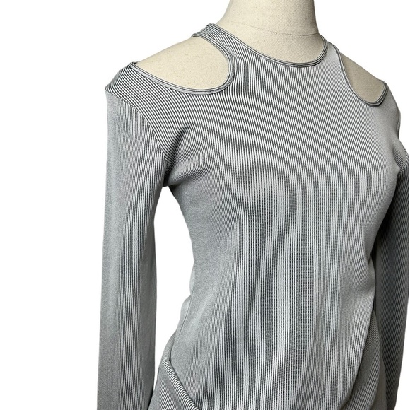 Zara White Black Collection Ribbed Cold Shoulder Cutout Long Sleeve Top Large - Picture 8 of 15